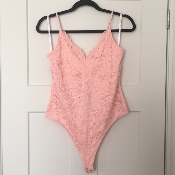 Guess SL liddie Bodysuit - Picture 1 of 5